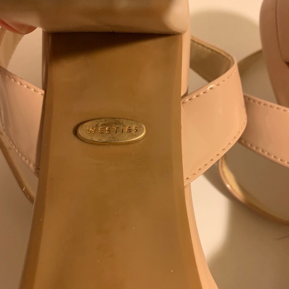 Leather shoes